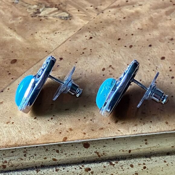 Natural Royston Turquoise Sterling Silver Heart Earrings - Picture 3 of 9